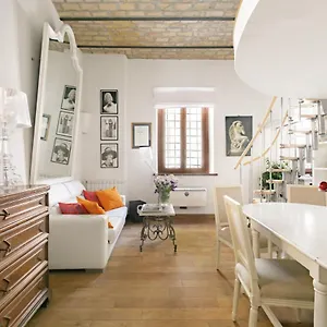 Leopardo 28 - Loft In Trastevere Apartment Rome